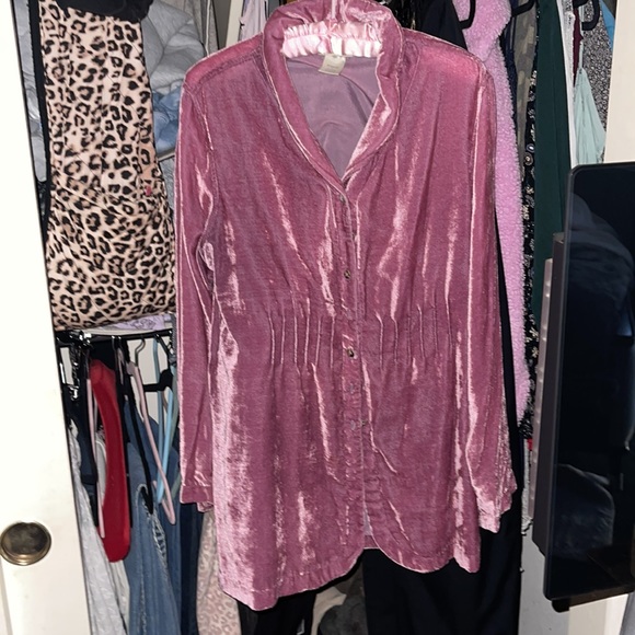 Gougeous Velvet lite jacket, super cute with every thing from dungarees to skirt - Picture 7 of 8